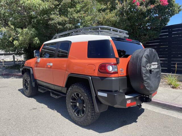 toyota fj cruiser 2013 JTEBU4BF9DK167100 image toyota fj cruiser 2013 JTEBU4BF9DK167100 image